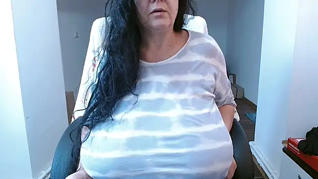 mayabbw50tits 现场XXX聊天