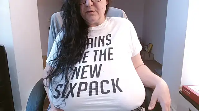 mayabbw50tits' Webcam Show