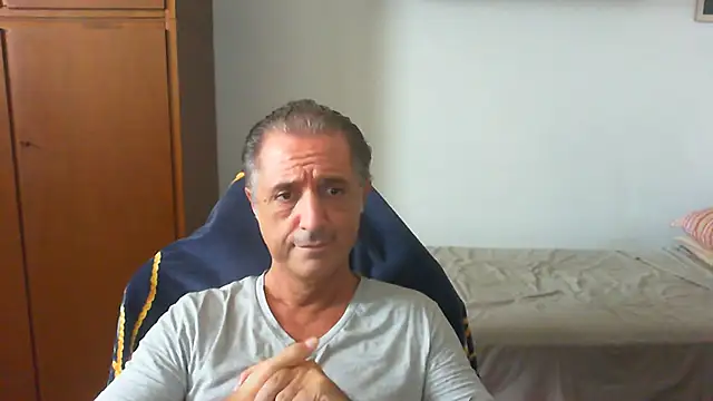 lliuk70mi Adlı Modelin Web Kamerası Şovu