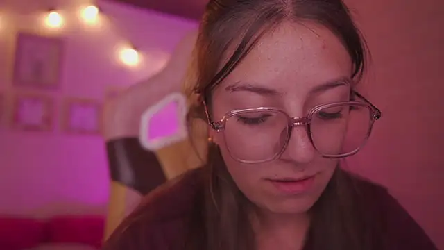 Czat XXX na żywo – milly_kenner
