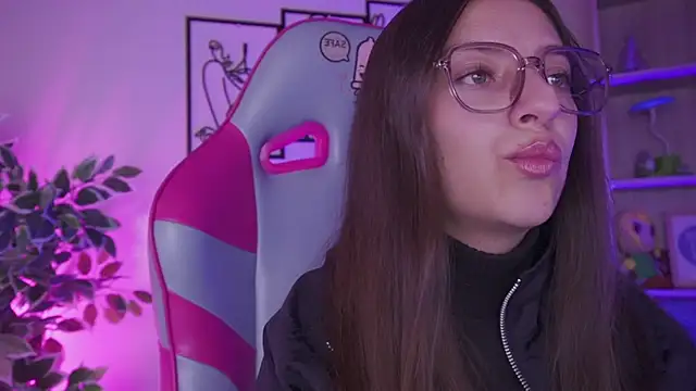 milly_kenner: απευθείας συνομιλία ΧΧΧ