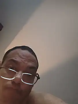 הופעת וובקאם של Thickdickjames87