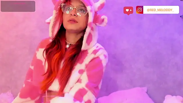 RedMeloddy Show in webcam