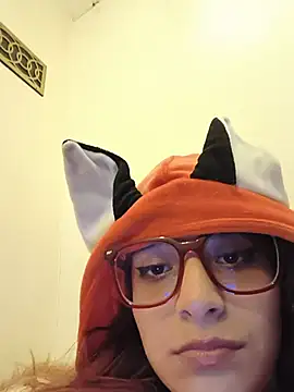 הופעת וובקאם של RedMeloddy