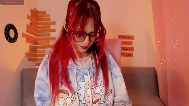 RedMeloddy webcam show