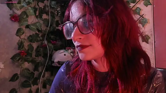 RedMeloddy's Live XXX Chat