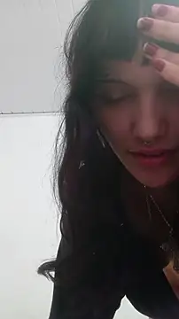 Онлайн чат XXX coelhinharoxaaaa