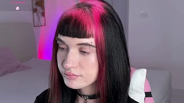 Vailyreb_ Show Webcam
