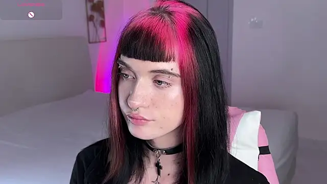 Vailyreb_ Pertunjukan Webcam