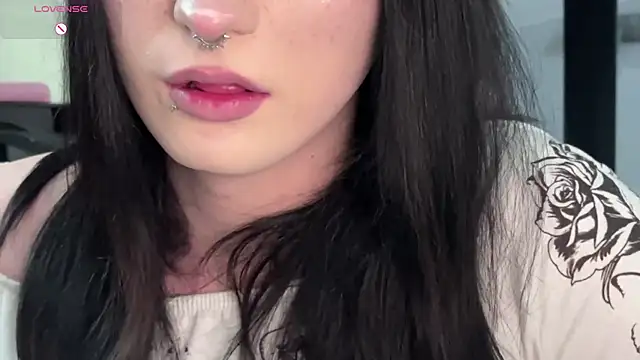 Vailyreb_'s Webcam Show