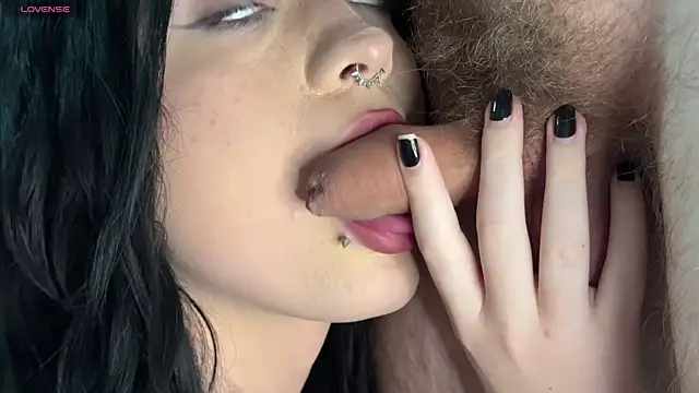 Vailyreb_ Show in webcam