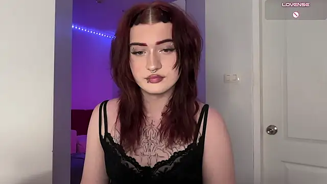 Vailyreb_ Show in webcam