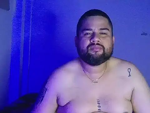 GABRIELGARCIA1313 网络视讯表演