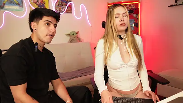 tommy_and_sophie Webcam Show