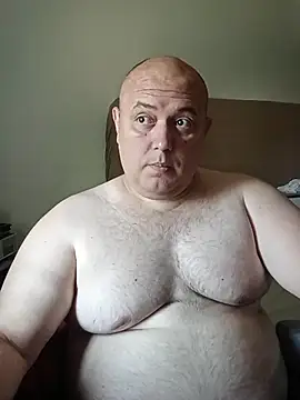 BigromeoXX Show in webcam