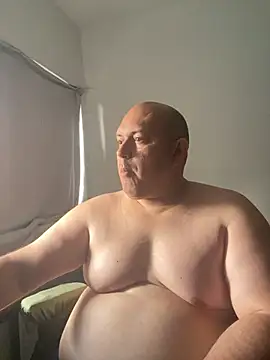 הופעת וובקאם של BigromeoXX