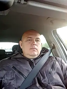 BigromeoXX: вебкам-шоу