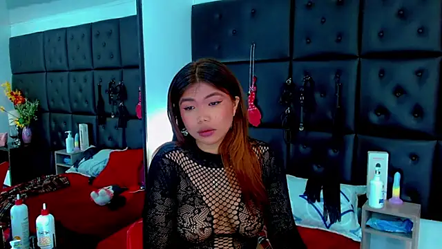 แชท XXX สดของ Cloelombard