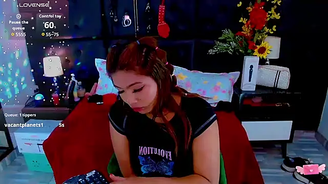 Cloelombard Adlı Modelin Canlı XXX Sohbeti