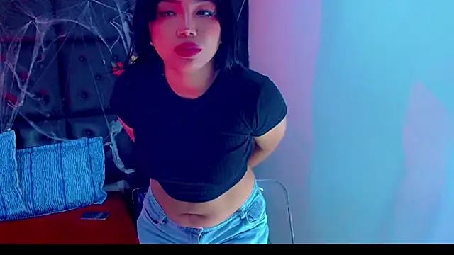 Cloelombard's Webcam Show