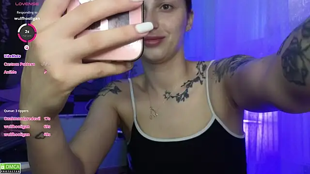 Chat +18 de ItsMolly ao vivo