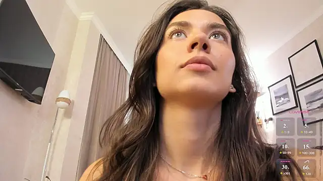 NicoleLuv Adlı Modelin Canlı XXX Sohbeti