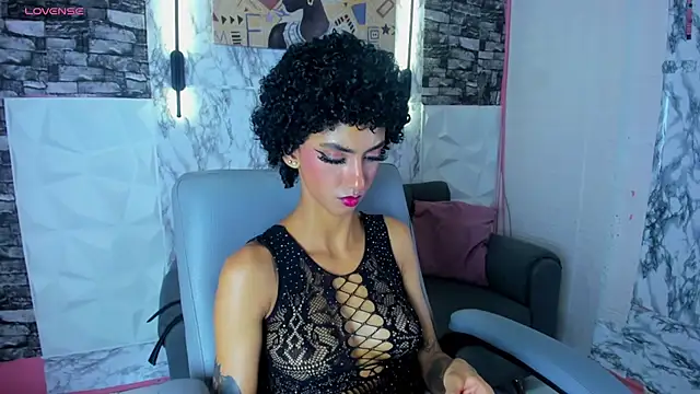 Queen_Cuarxxo Adlı Modelin Canlı XXX Sohbeti