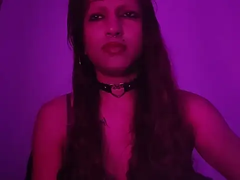 NyylaahhBabie 在線直播表演