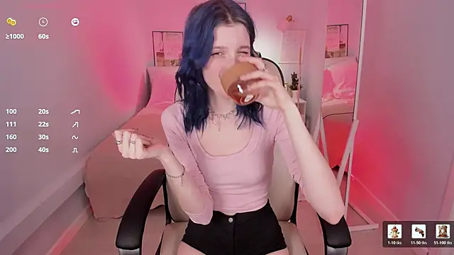 Lil_Melanie_ 网络视讯表演