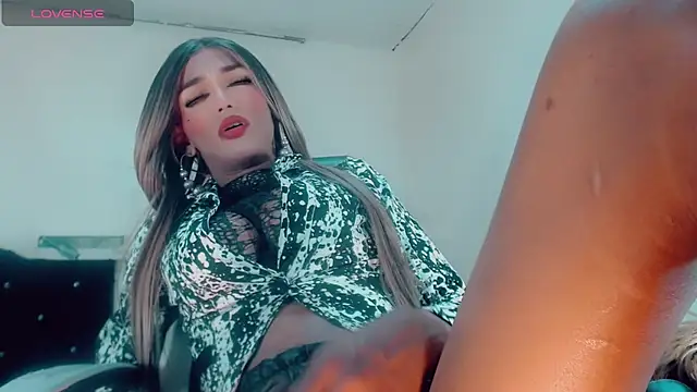 הופעת וובקאם של Oriana_braom