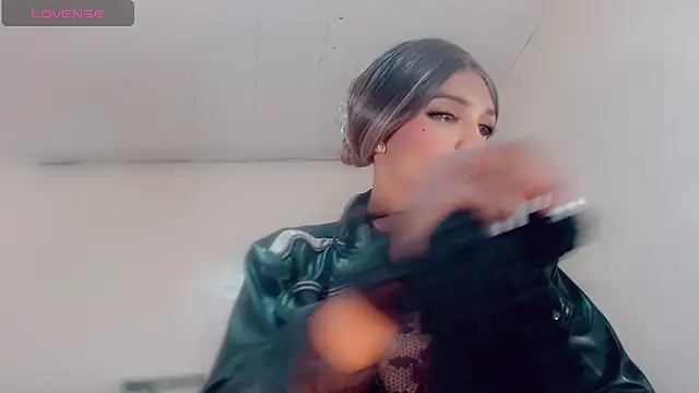 Oriana_braom Adlı Modelin Web Kamerası Şovu