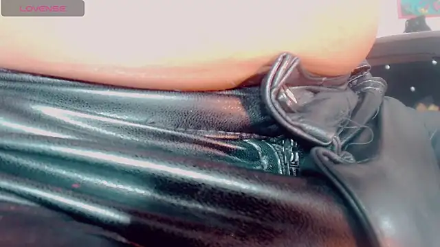 Oriana_braom's Webcam Show
