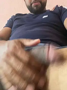 Sheik_z_o Show in webcam