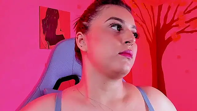 LorenaStevens' Live XXX Chat