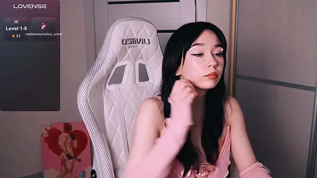 צ'אט XXX בשידור חי של Kimiko__