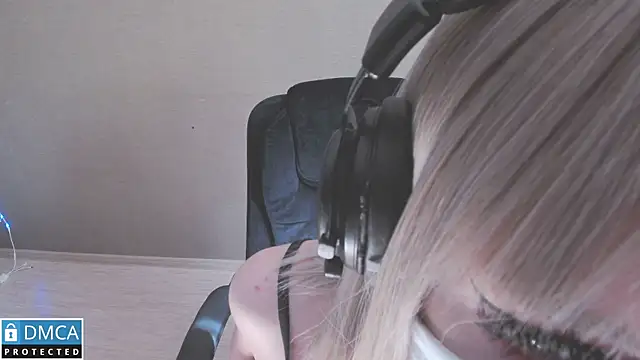 Mrediana Show in webcam