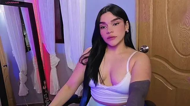 Veronica_111 Chat XXX live