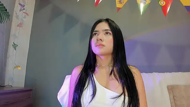 adara_johnson__ 现场性爱视讯表演