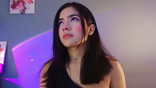 XXX chat uživo modela adara_johnson__