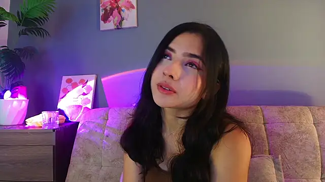 adara_johnson__'s Live XXX Chat