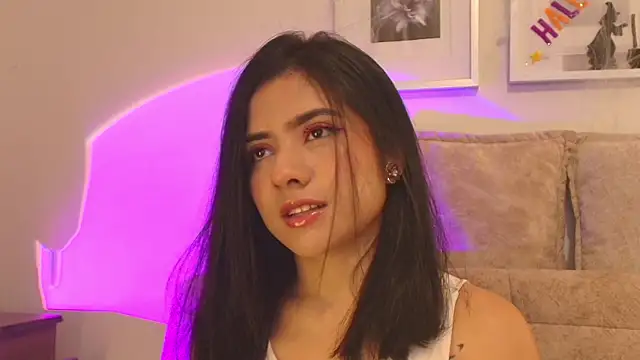 دردشة adara_johnson__ الجنسية المباشرة