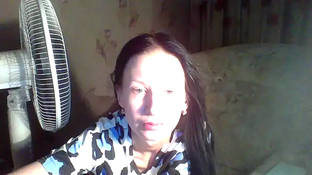 Starry_Siren Adlı Modelin Canlı XXX Sohbeti