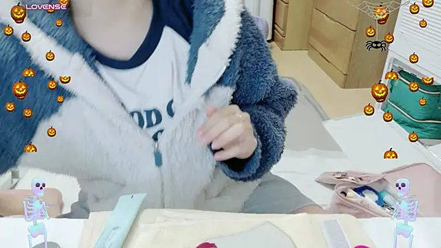 _usya_2525's Webcam Show