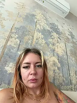 ObviouslyPeachy Adlı Modelin Canlı XXX Sohbeti