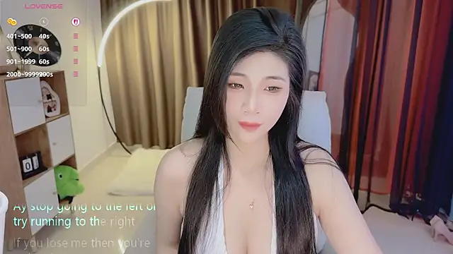 Vaidurya-Yolo – Live XXX-chat