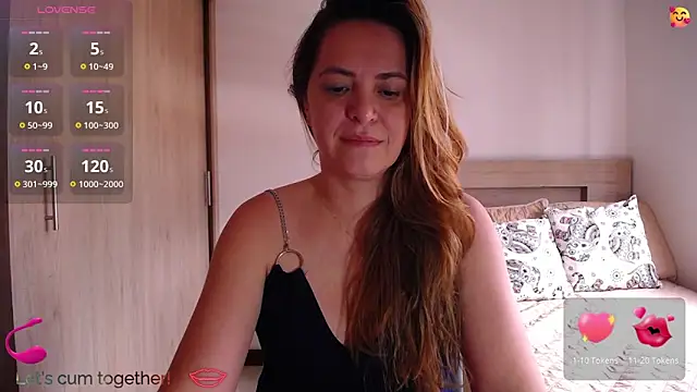 ParisW élő XXX-chatje