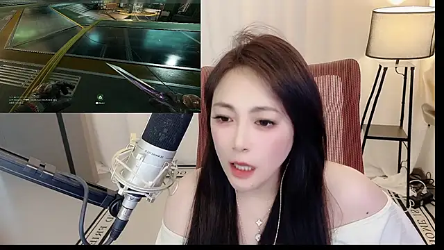 Daisy-77's Live XXX Chat