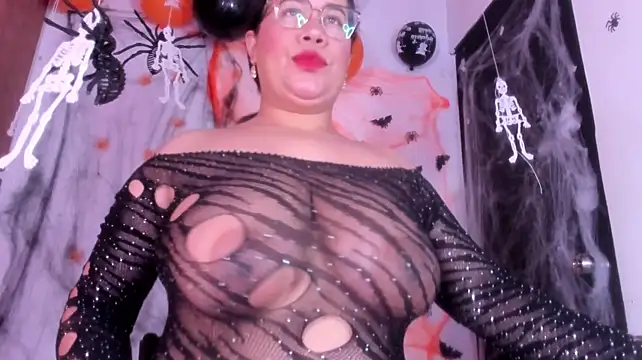 Webkamerová show alondrabigtits