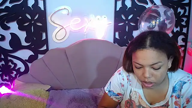 Webkamerová show kittens_hornxyxx