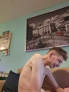 Doggyray44 Show Webcam